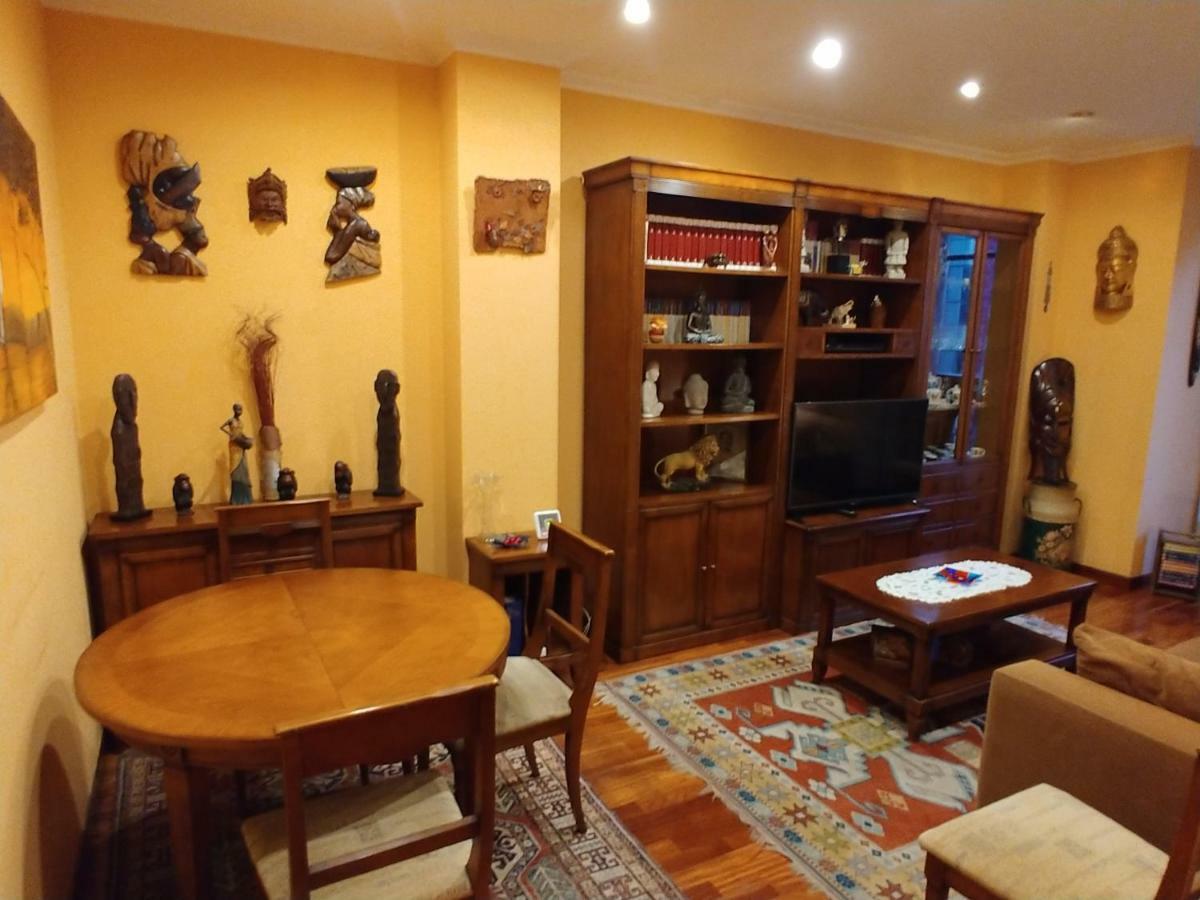 Hogar, A Modo De Hotel Хихон Экстерьер фото