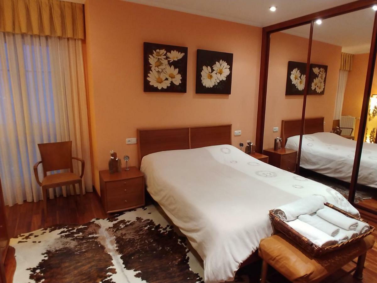 Hogar, A Modo De Hotel Хихон Экстерьер фото