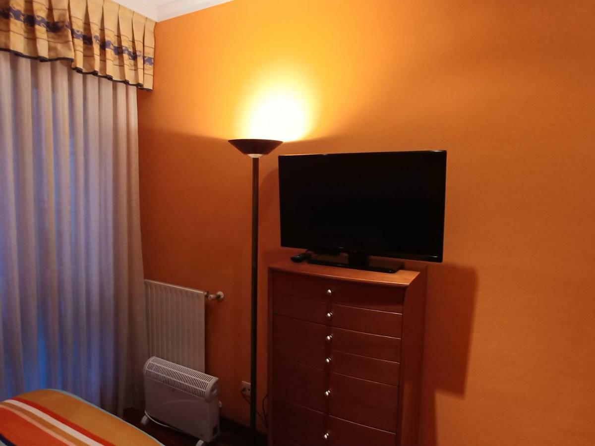 Hogar, A Modo De Hotel Хихон Экстерьер фото