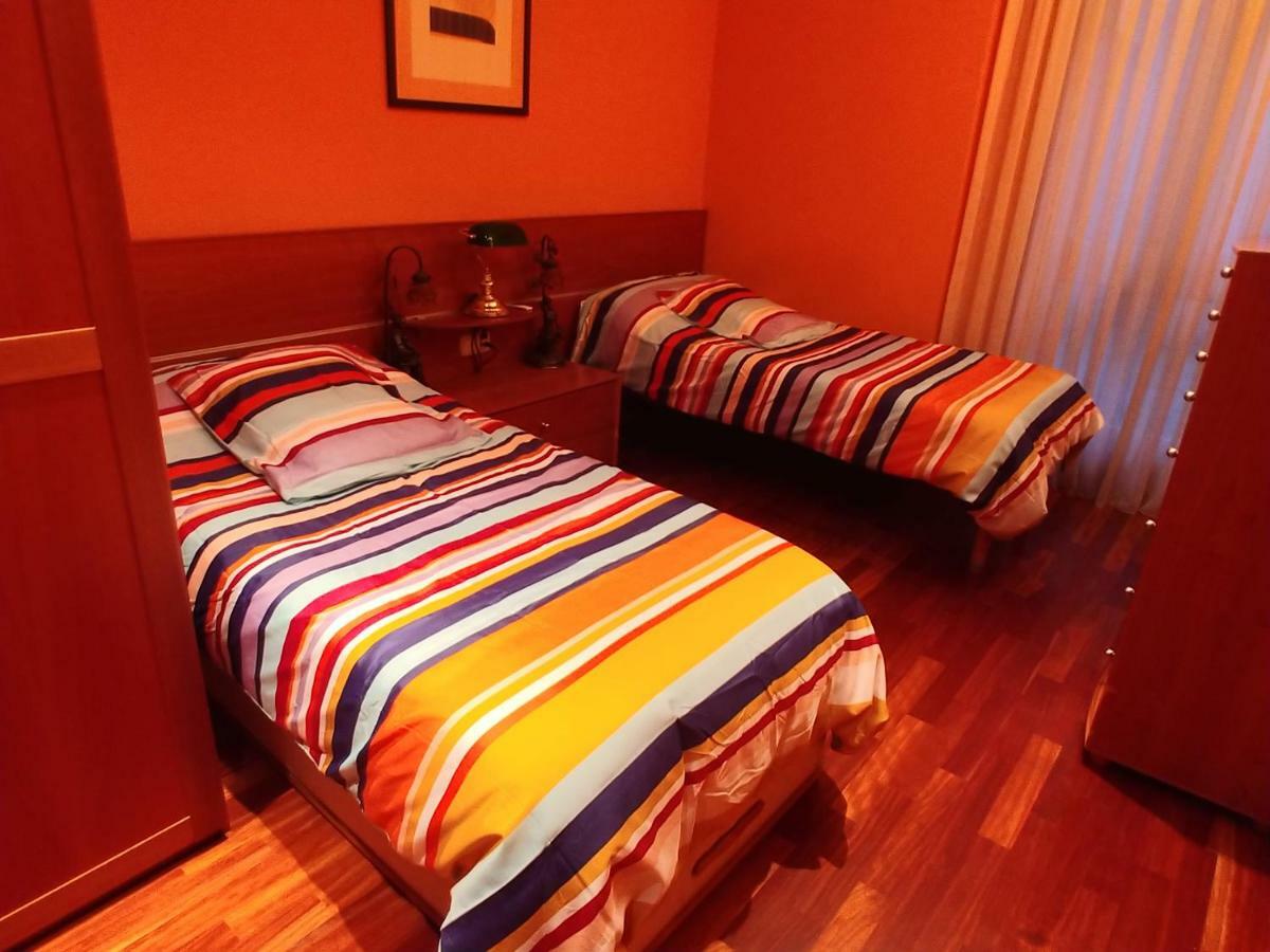 Hogar, A Modo De Hotel Хихон Экстерьер фото